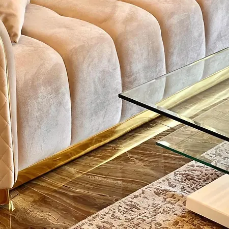 Golden Elegance شقة